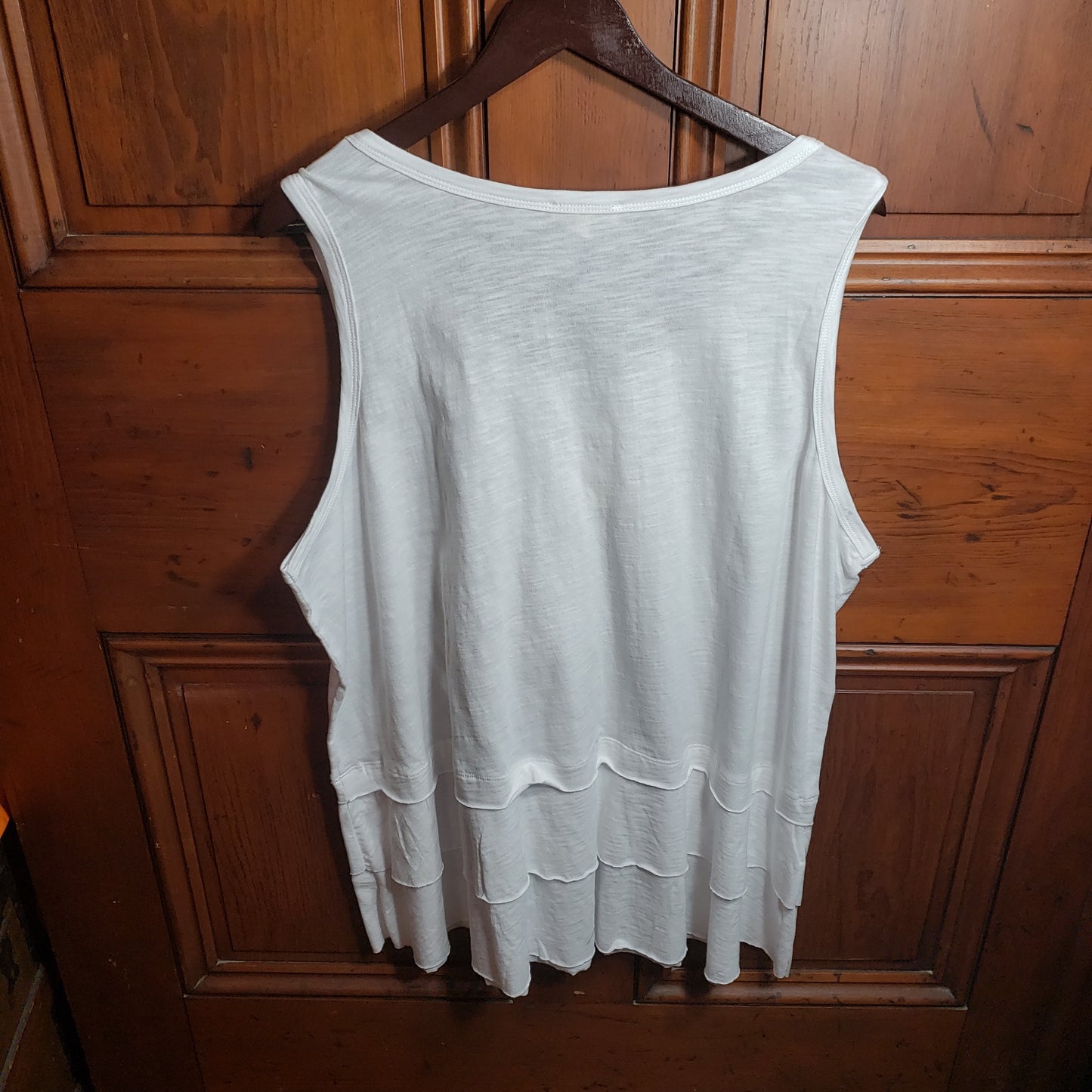 CALLIE’S CURVY WHITE TOP-2