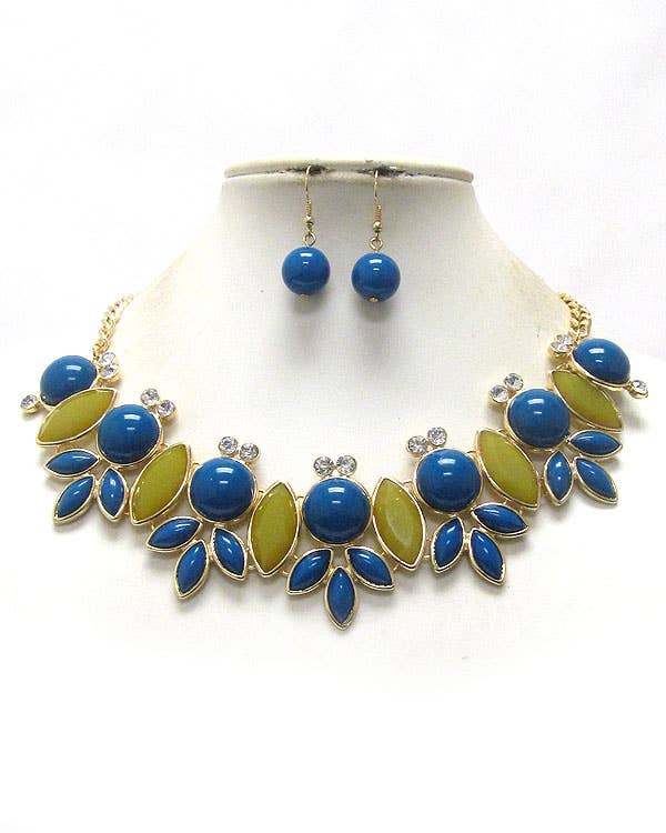 ACRYLIC/CRYSTAL NECKLACE