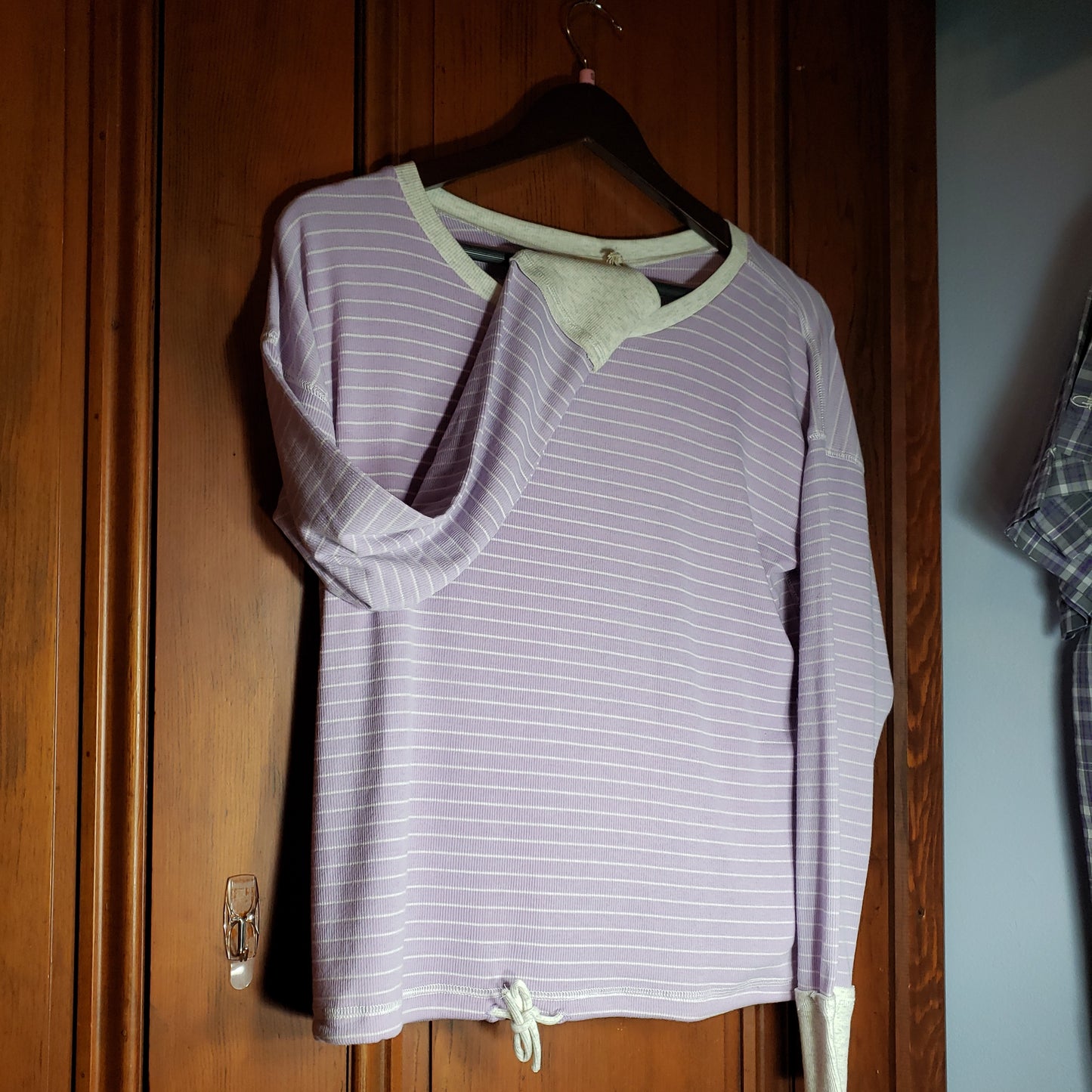 HALLIE'S PURPLE STRIPE LS TOP