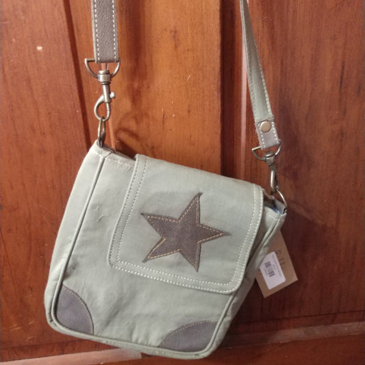 RAE’S STAR SHOULDER BAG