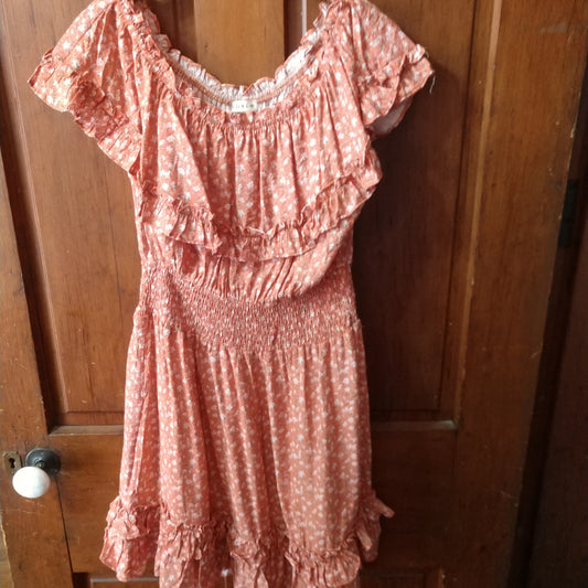 WOMEN’S CORAL DRESS