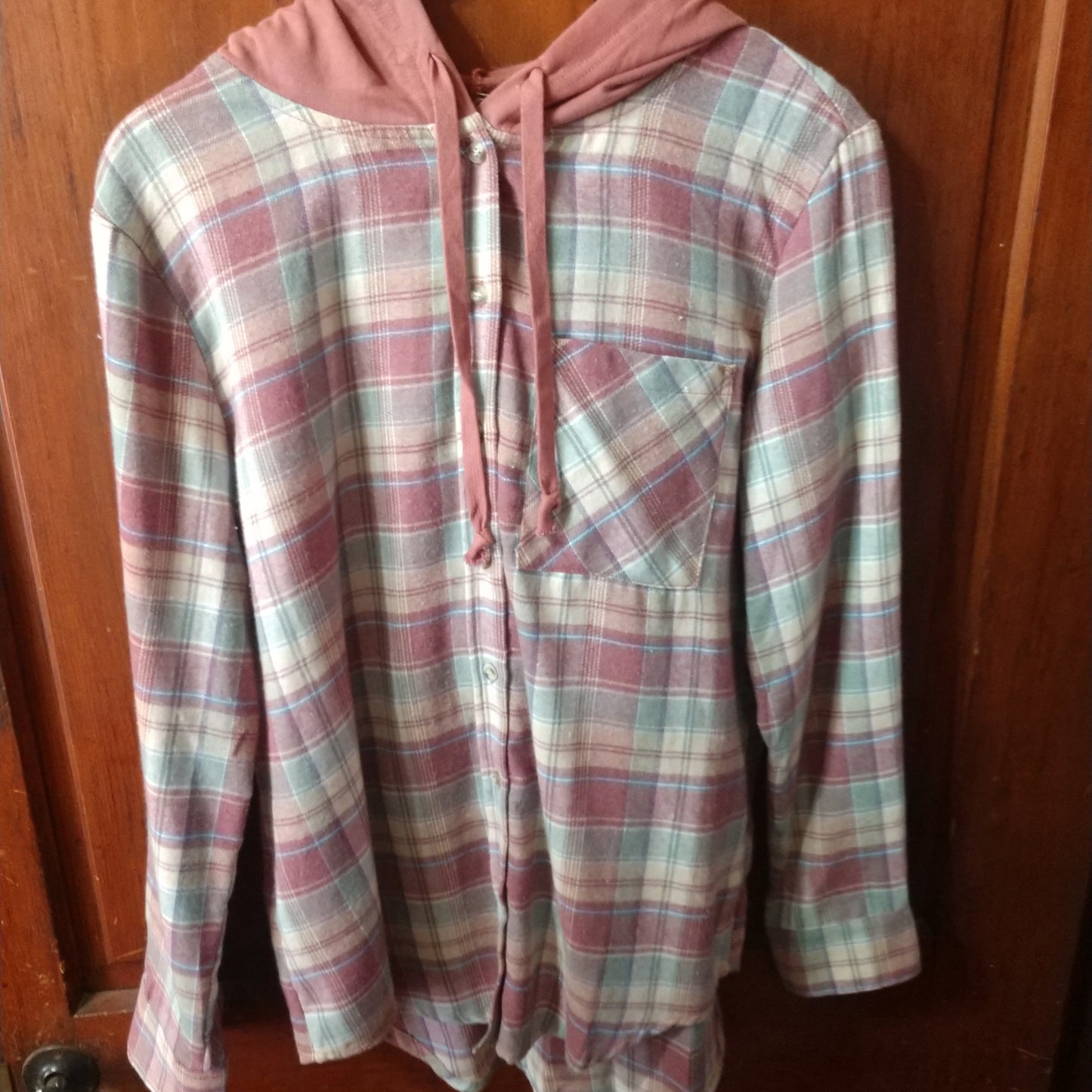 HALLIE'S HOODED FLANNEL