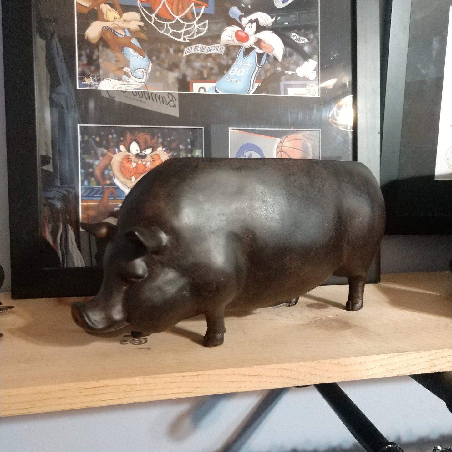 EE RESIN PIG - PLANTER