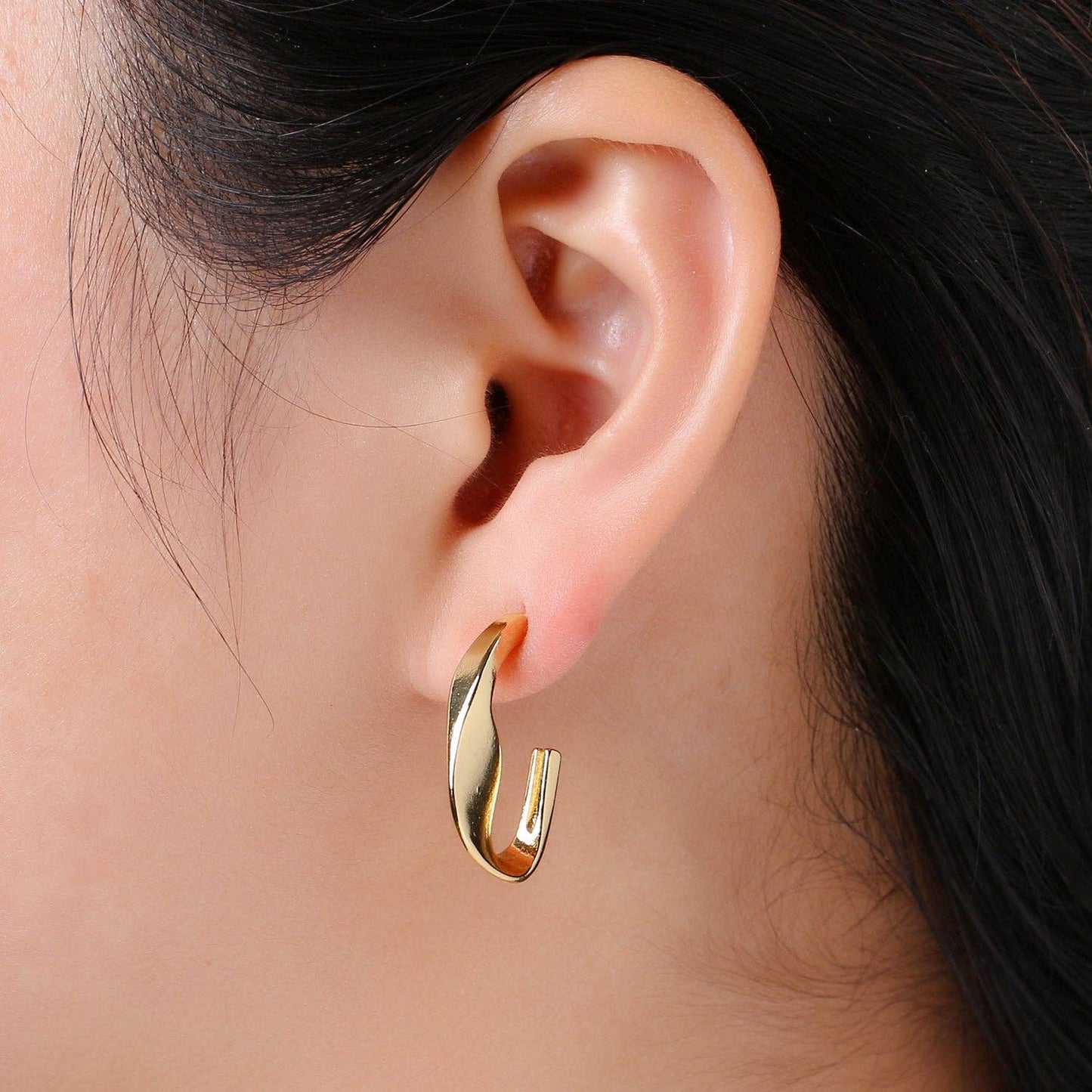 14K Gold Plated Weavy Gold Hoop Earring