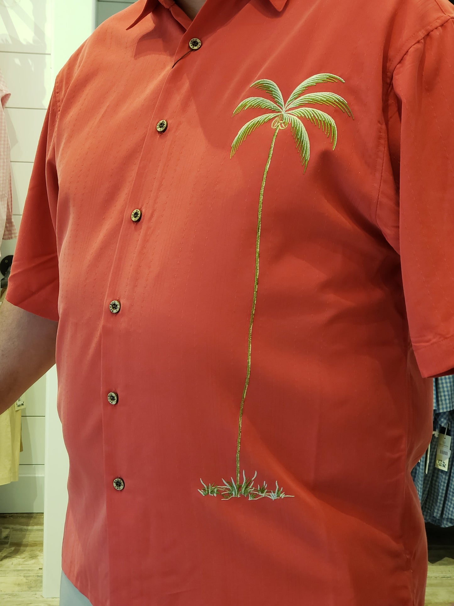 BUTTON-DOWN-FOR-ANYTHING TOMATO PALM